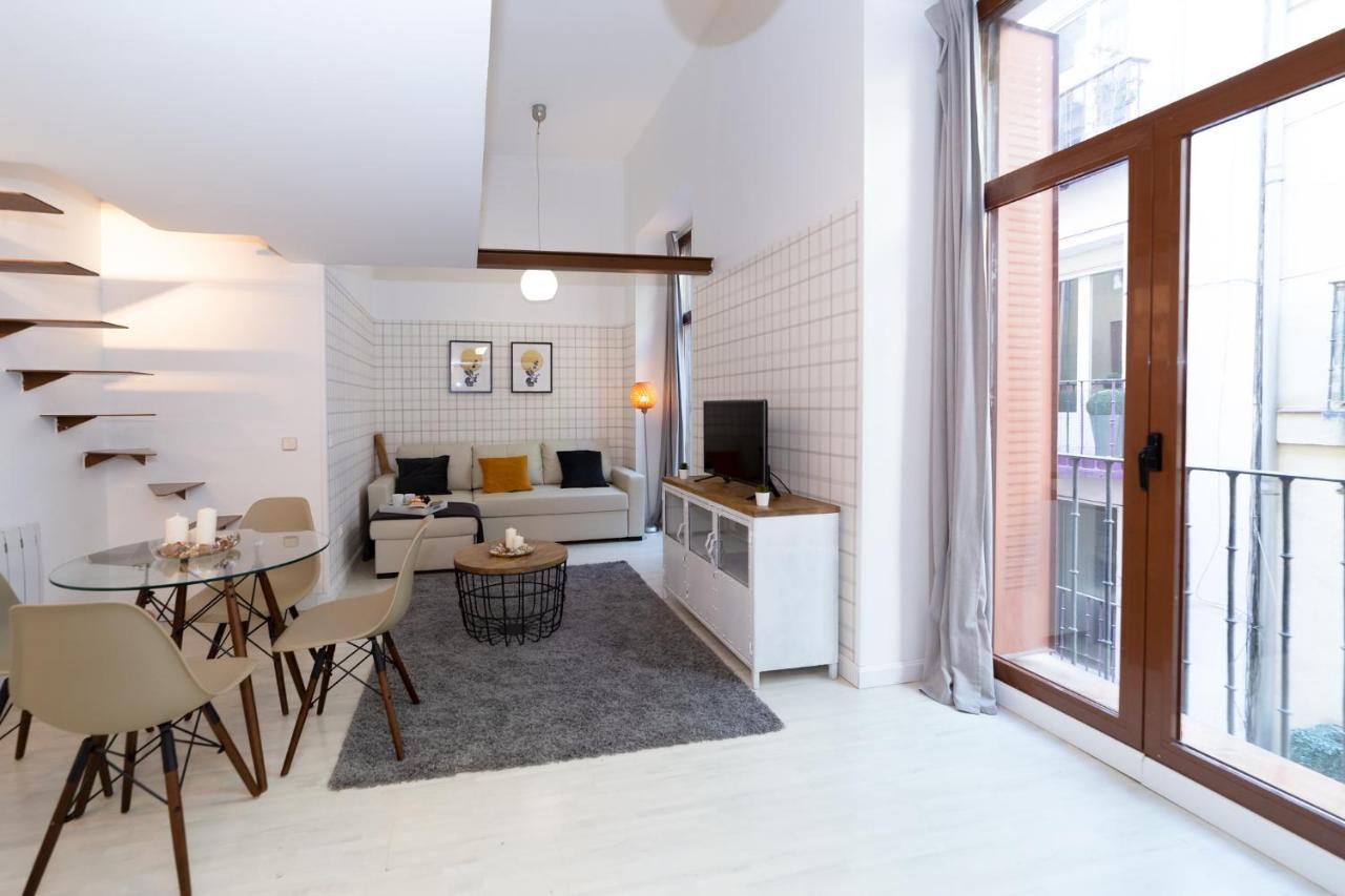 Apartamentos Puerta Del Sol I Madrid Luaran gambar